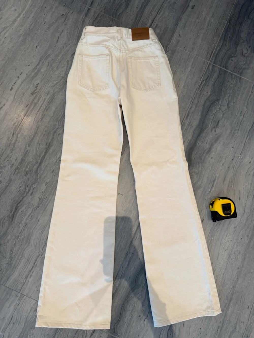 Saint Lauren Current Season Size 24 Jeans Cream